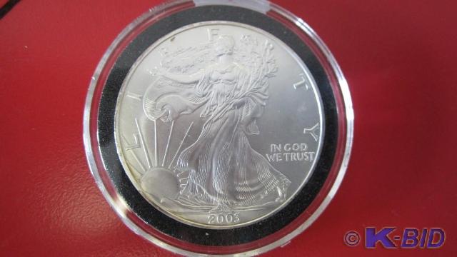 lot 159 image: 2003 1 oz Silver American Eagle