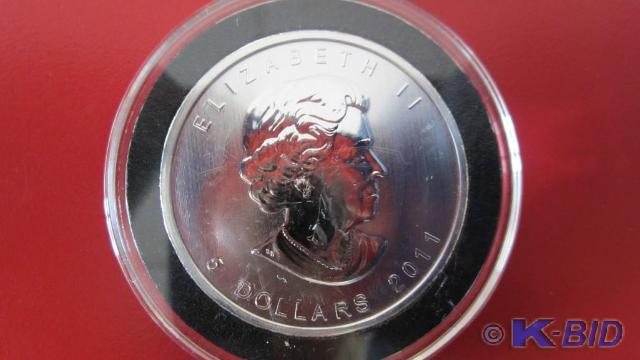 lot 175 image: 2011 1oz Silver Canadian Maple Leaf