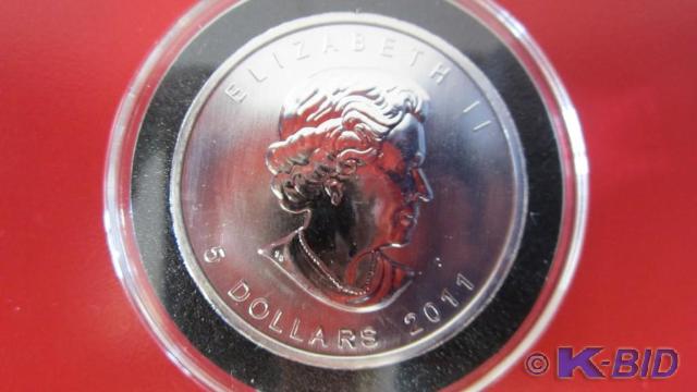 lot 178 image: 2011 1oz Silver Canadian Maple Leaf