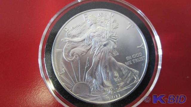 lot 180 image: 2011 1oz Silver American Eagle