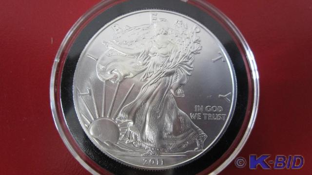 lot 186 image: 2011 1oz Silver American Eagle
