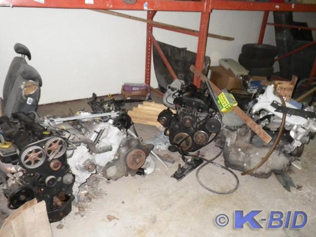 lot 10 image: 4 used car engines for scrap
