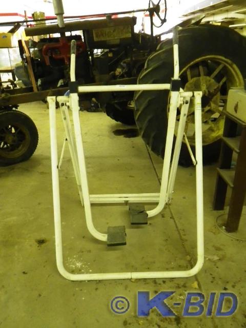 lot 20 image: Exercise machine