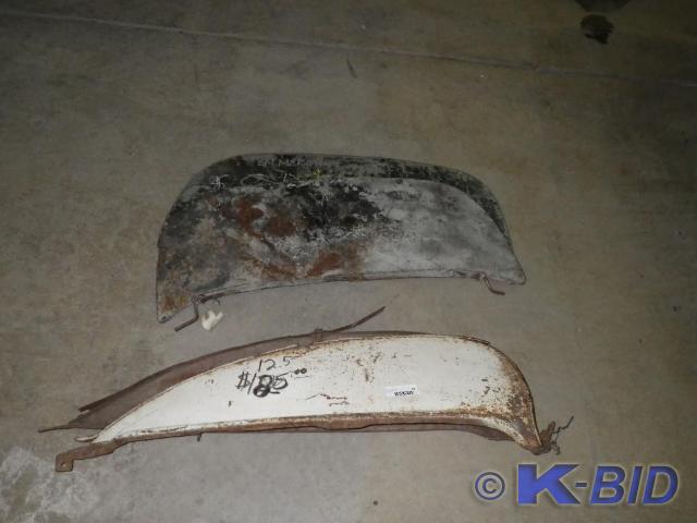 lot 33 image: 2 pairs of fender skirts
