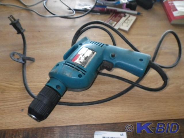 lot 48 image: Makita drill