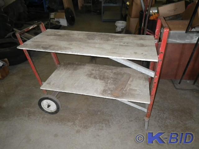 lot 51 image: Cart