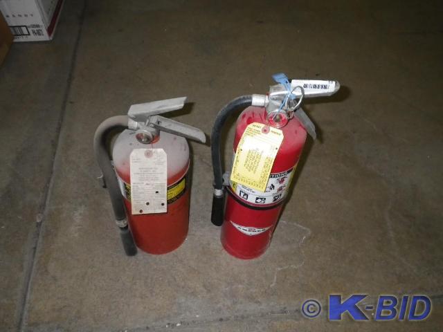 lot 53 image: 2 fire extinquishers