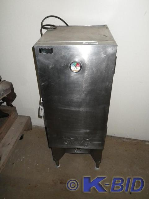 lot 58 image: Milk dispensor