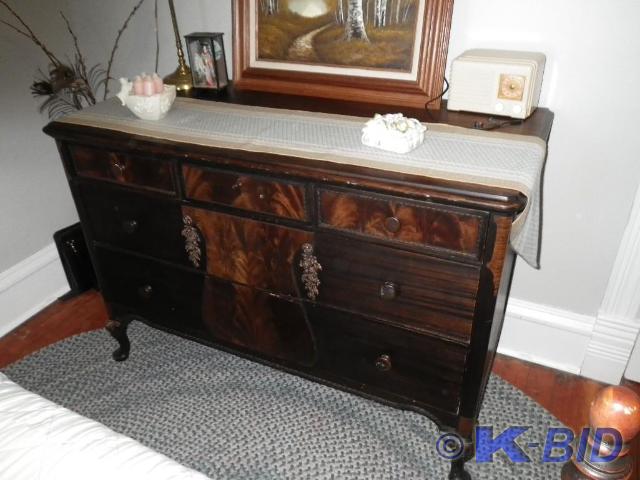 lot 76 image: Antique dresser, excellent conditio...