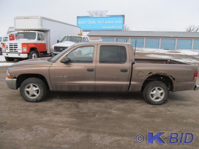 Year 2000 Make Dodge Model Dakot...
