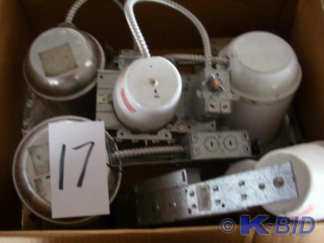 lot 17 image: Lot of misc ceiling cans, qty 3 of ...