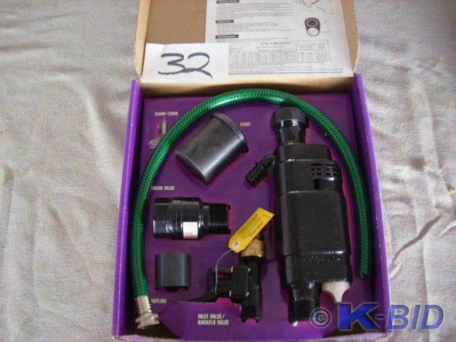 lot 32 image: Home Guard backup sump pump  no el...