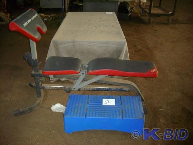 lot 54 image: Weight Bench and step