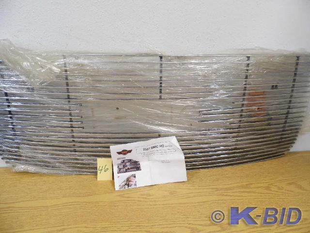 Grill 07 GMC HD Bolt Over