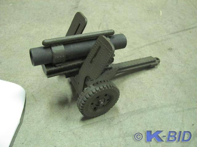 lot 55 image: This Miniature WWII Light Artilery ...