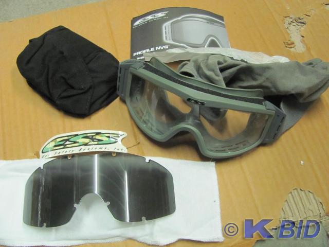 lot 72 image: These US MIL ESS Profile NVG Land O...