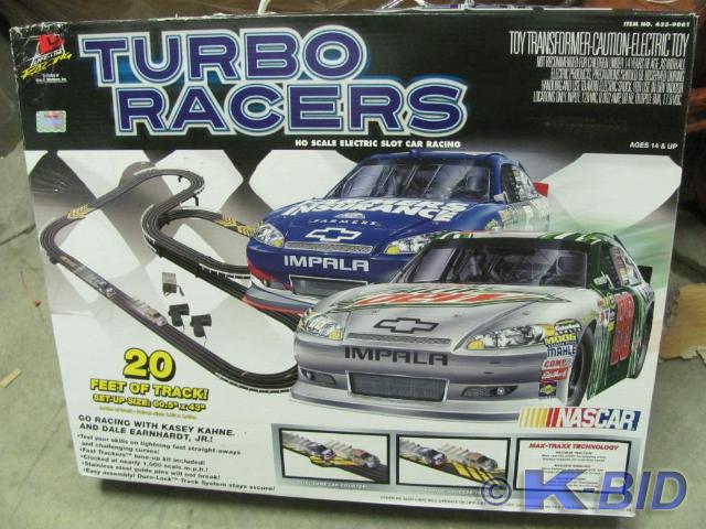 lot 84 image: If youre a NASCAR fan, heres a fu...