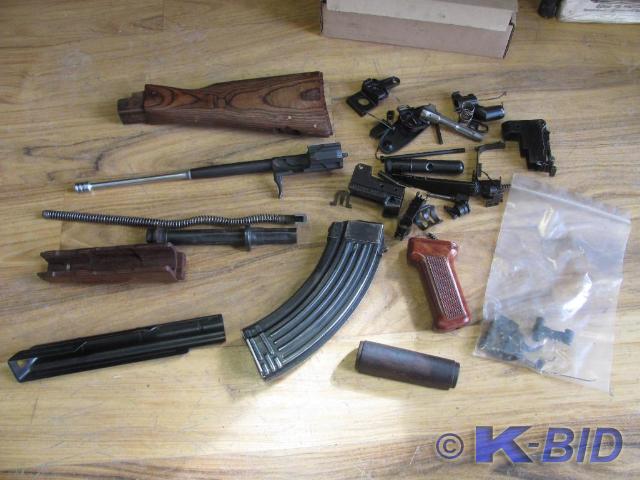 lot 9 image: NO RESERVE This POLISH AKM PARTS ...