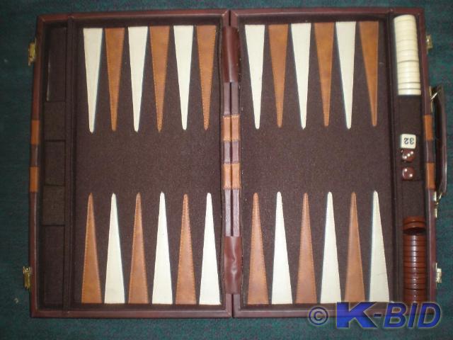 Travel Backgammon Set.