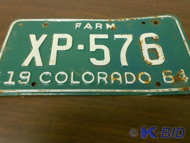 lot 17 image: 1964 VintageAntique License Plates...