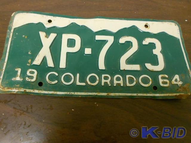 lot 29 image: 1964 VintageAntique License Plates...