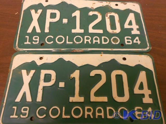 lot 33 image: 1964 VintageAntique License Plates...