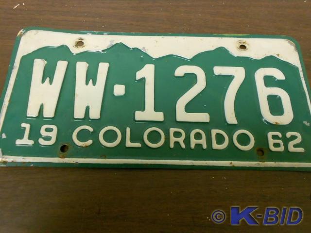 lot 35 image: 1962 VintageAntique License Plates...