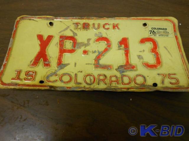 lot 37 image: 1975 VintageAntique License Plates...