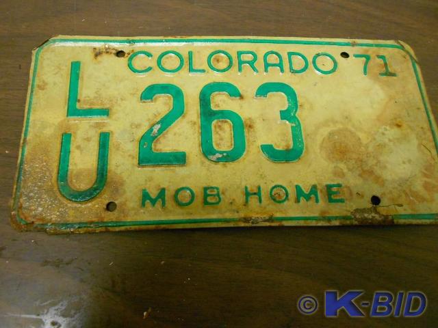 lot 39 image: 1971 VintageAntique License Plates...