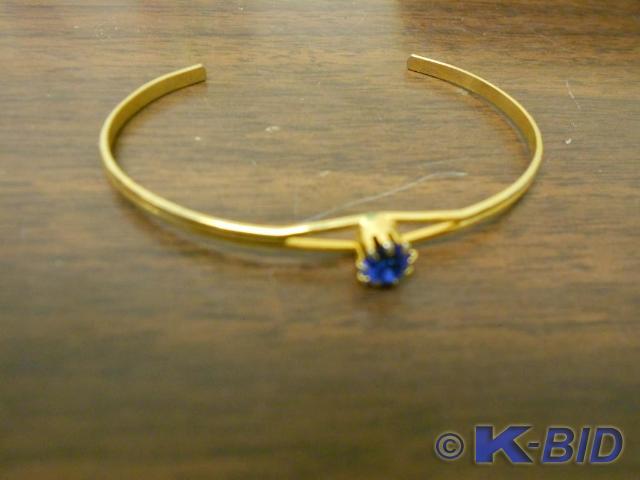 lot 60 image: Metal gold&nbspBracelet&nbspband ...