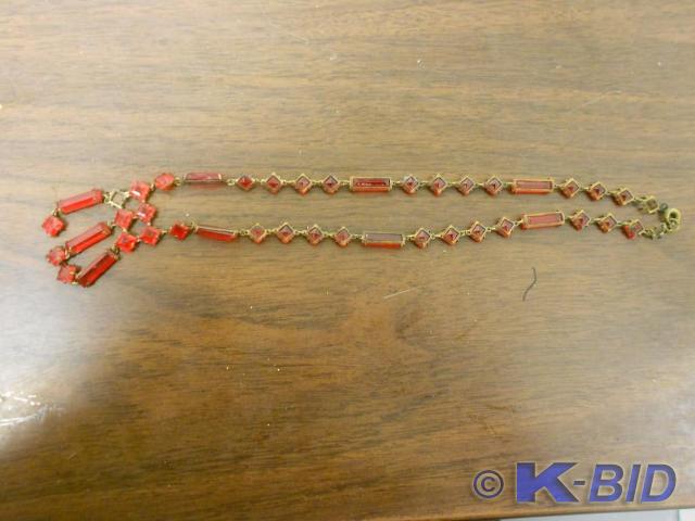 lot 61 image: Red squared stone Necklace with rus...