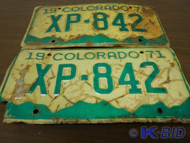 lot 7 image: 1971 VintageAntique License Plates...