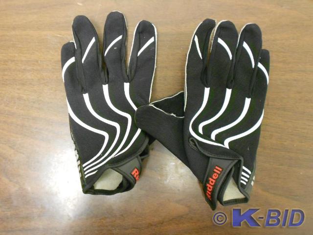 Black and white Riddell Football Gl...
