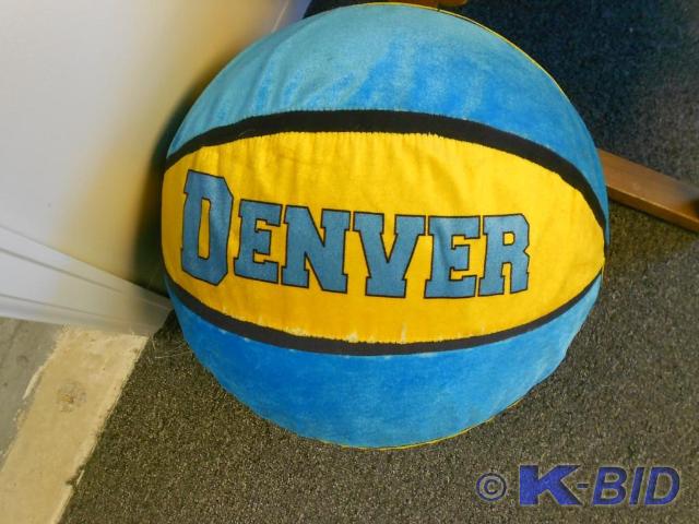 Denver Nuggets kids play Basketball...