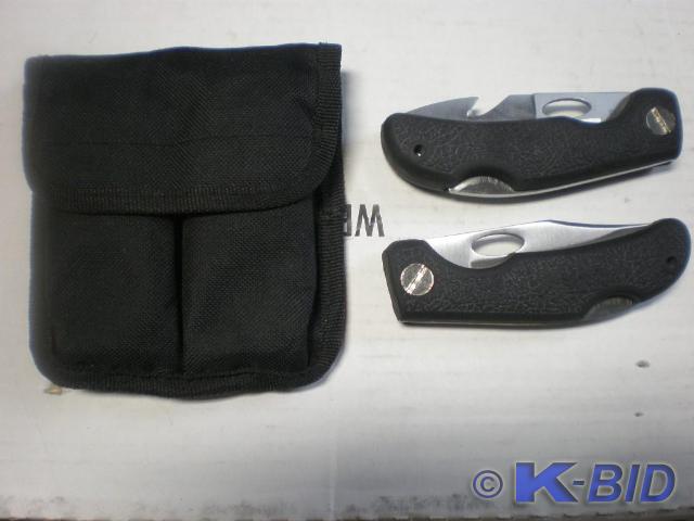 Pair of folding knives with carry c...
