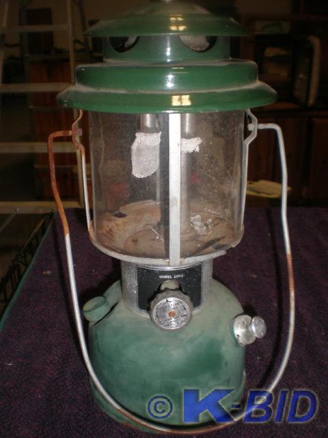 Coleman Lantern.  Model 220J