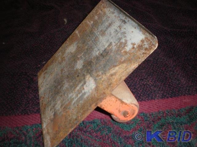 lot 30 image: Concrete Edger Groover. &nbsp6 x 6...