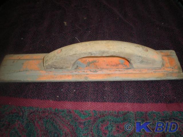 lot 38 image: Hand Float with round ends. 16 x 3....