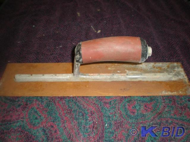 lot 40 image: Hand Float with square ends. 14 x 4...