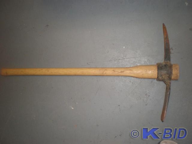 lot 48 image: Pick Ax.