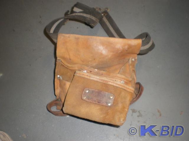 lot 57 image: Tool Work Belt.