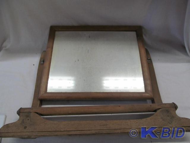 lot 149 image: Vintage Dresser Mirror 18 x 22, 2...