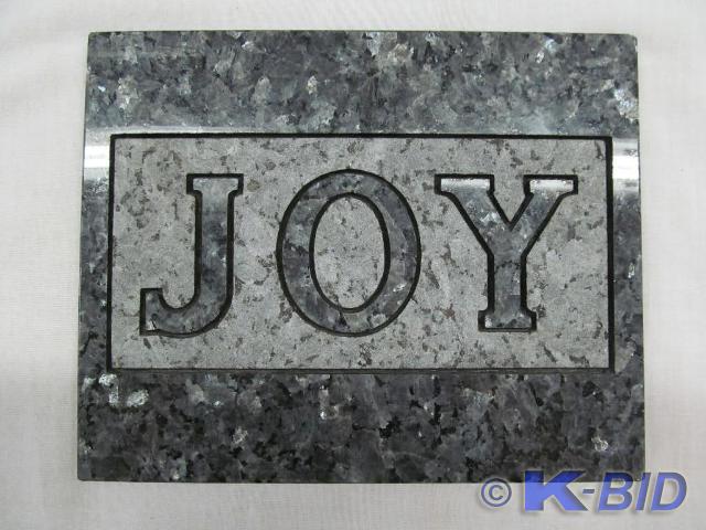 lot 19 image: Garden Stone, Door Welcome, Trivit&...