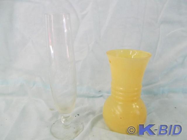 lot 222 image: 2 Glass Flower Vases