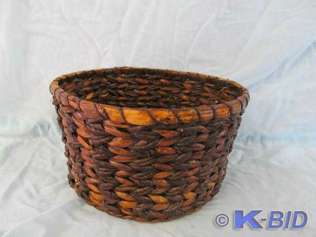lot 234 image: Woven Basket 13 Diameter