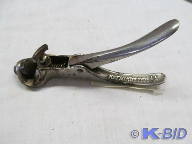 lot 95 image: Old Keen Kutter
