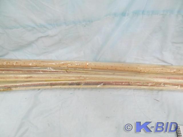 lot 103 image: 4 packs 78 x 48 tack strips