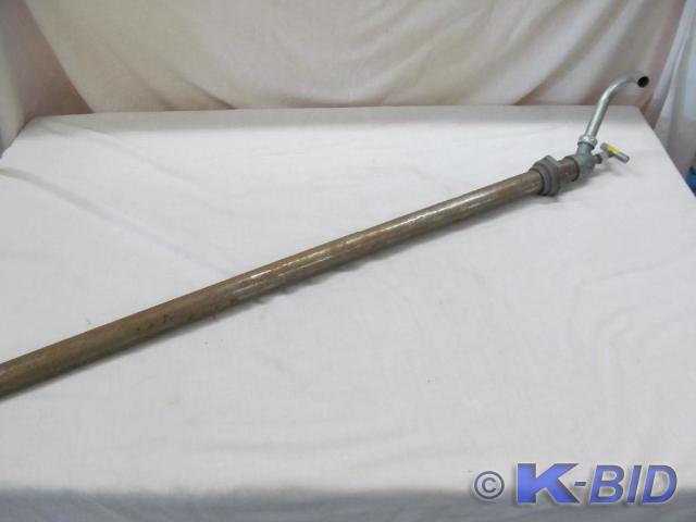 lot 109 image: Barrel Pump