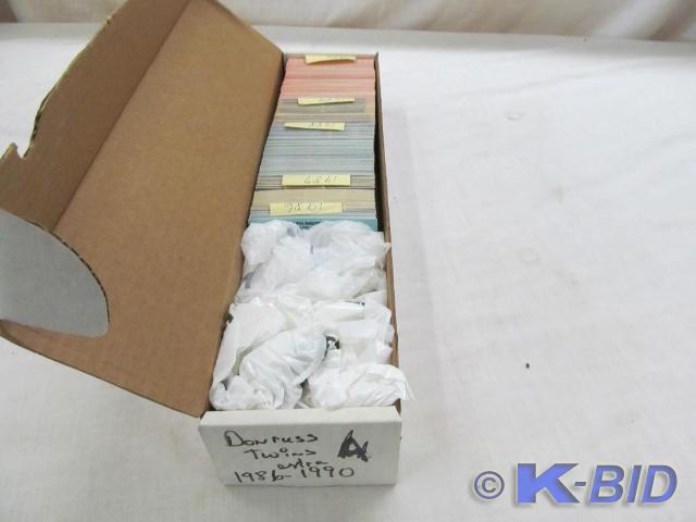 lot 146 image: Donruss Twins 1986-1990 -- descript...