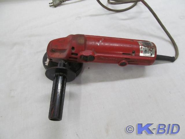 lot 151 image: Mikita&nbspDisc grinder